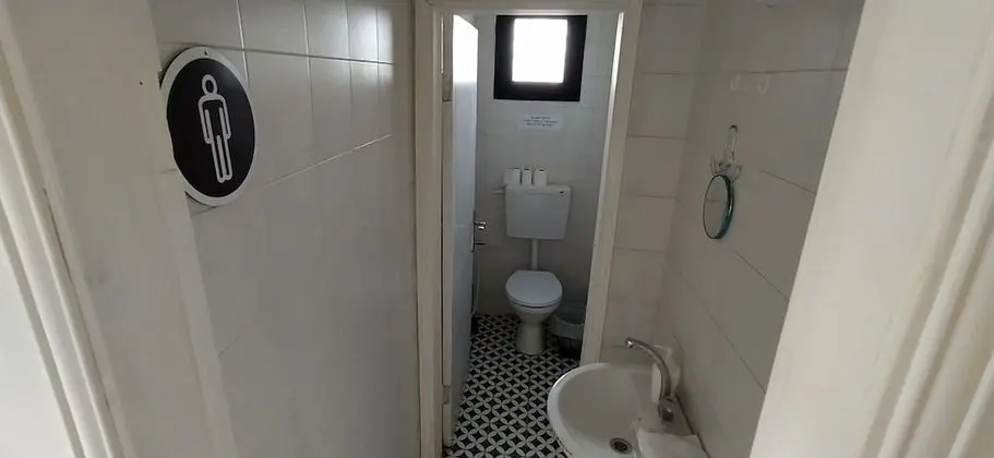 Basic Ortak Ranzalı Oda, Karma Ranzalı Oda, Ortak Banyo, Şehir Manzaralı