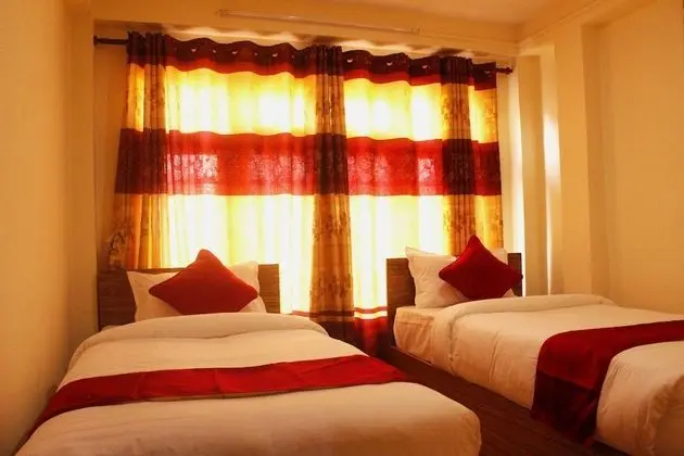 Family Üç Kişilik Oda, Birden Çok Yatak, Sigara İçilmez, Şehir Manzaralı