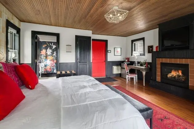 Tek Büyük Yataklı Oda, Banyolu/Duşlu (Private Cabin w/ Pullout)