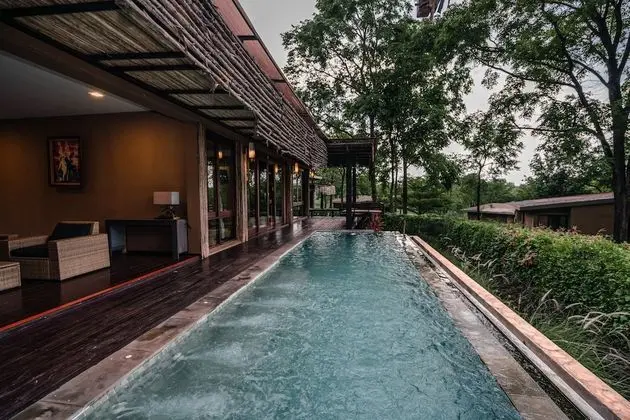 Spring Breeze Family Villas