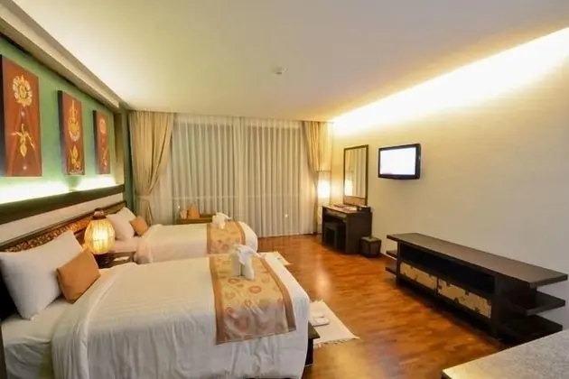 Deluxe Twin Bed Room