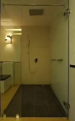 Deluxe Twin Bed Room
