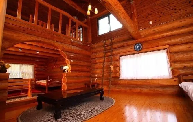 Ev, Sigara İçilmez (Log, for up to 5 People, Run of House)