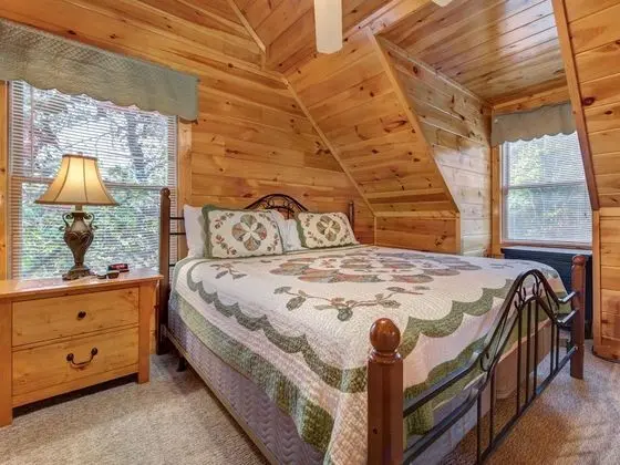 Kulübe (Mountain Flower)