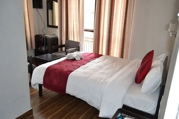 Basic Üç Kişilik Oda