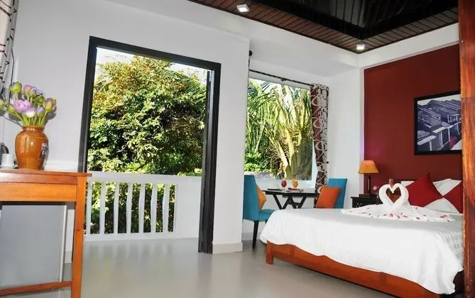 Tek Büyük Yataklı Oda, Balkon