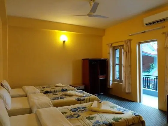 Deluxe Üç Kişilik Oda