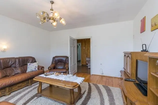 Family Ev, Birden Çok Yatak, Bahçeli (Mountain House Rukavina)