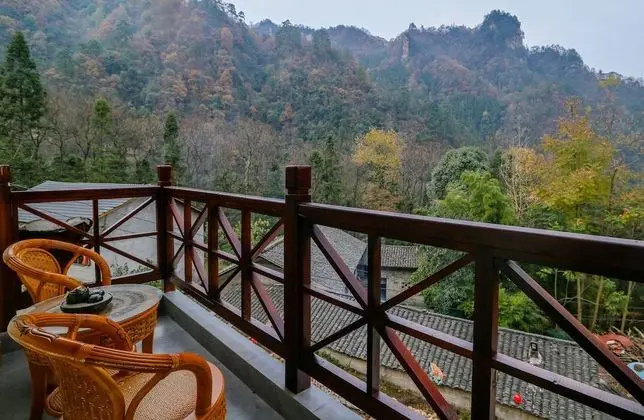 Traditional Oda, Balkon