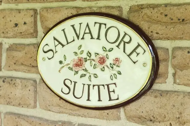 Süit (Salvatore)