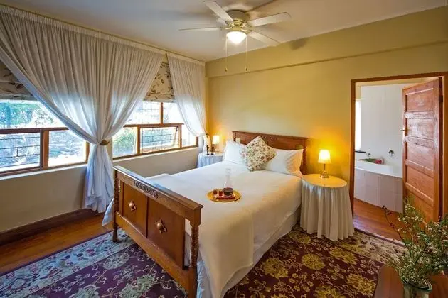 Superior Tek Büyük Yataklı Oda