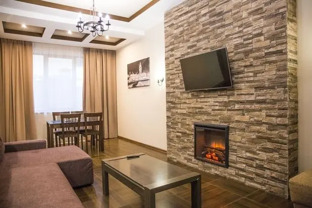 Design Villa (Three-storey)