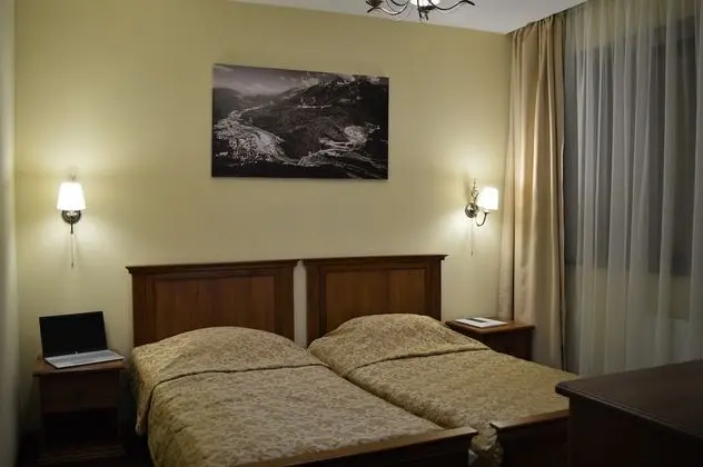 Design Villa (Three-storey)