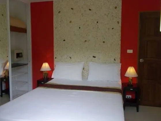Two-Bedroom Apartment with Seaview