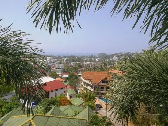 Two-Bedroom Apartment with Seaview