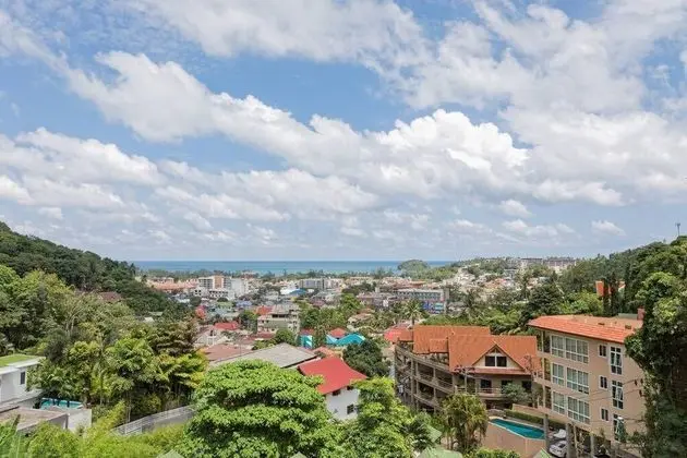 Two-Bedroom Apartment with Seaview
