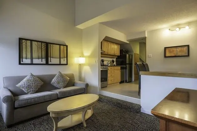 Çatı Katı (Loft), 1 Büyük (Queen) Boy Yatak ve Çekyat, Dağ Yamacı