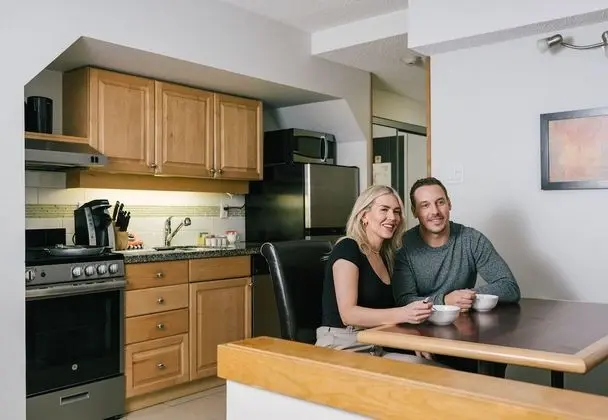 Çatı Katı (Loft), 1 Büyük (Queen) Boy Yatak ve Çekyat, Dağ Yamacı