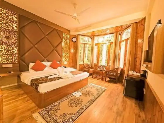 Super Deluxe Room