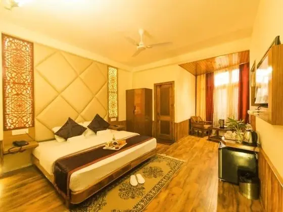 Super Deluxe Room