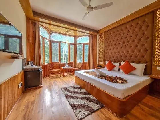 Super Deluxe Room