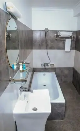 Standard Tek Büyük veya İki Ayrı Yataklı Oda
