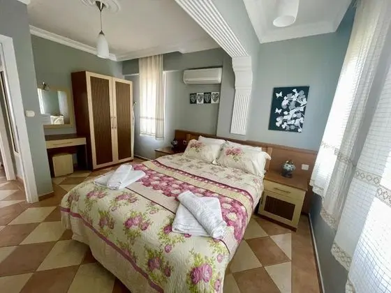Daire-Tek Yatak Odalı, Dağ Manzaralı