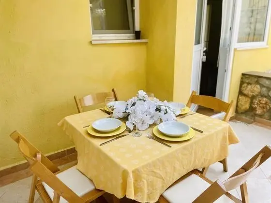 Ekonomik Daire, Bahçe Manzaralı, Zemin Kat