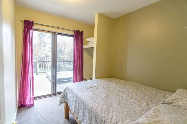 Ev, Sıcak Su Havuzu (Linen & Towels Not Included)