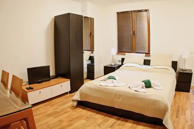 Stüdyo, Mutfak (Free Sauna and Jacuzzi)