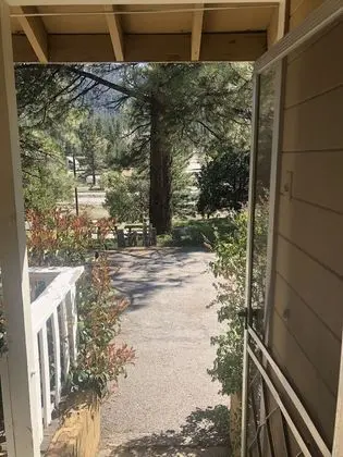 Kulübe, 2 Tek Kişilik Yatak, Buzdolabı ve Mikrodalga, Dağ Manzaralı