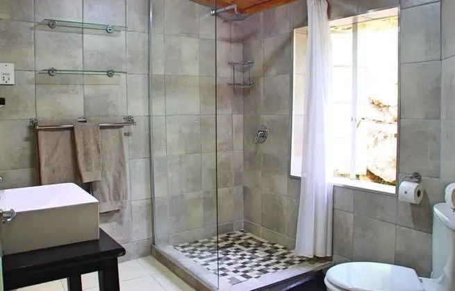 Superior Kır Evi