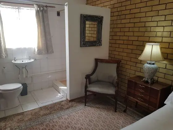 Classic Tek Büyük Yataklı Oda