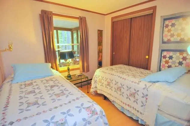 Ev, 2 Büyük (Queen) Boy Yatak, Dağ Manzaralı (Mountain View Hideaway-87 Creekview)