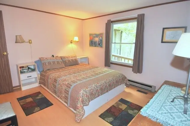 Ev, 2 Büyük (Queen) Boy Yatak, Dağ Manzaralı (Mountain View Hideaway-87 Creekview)