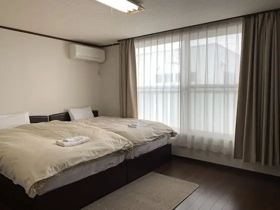 Ev (3 Bedroom & 1 Tatami Room)