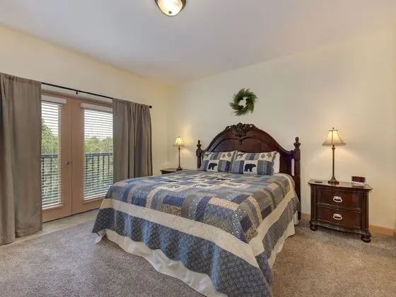 Daire (Hi-Bear-Nate Mountain View 5303)