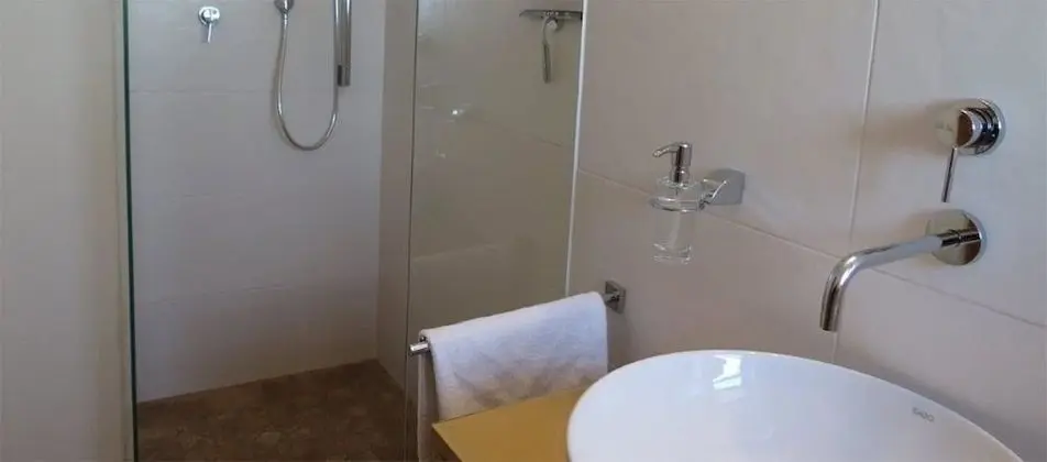 Tek Büyük Yataklı Oda, Sigara İçilmez