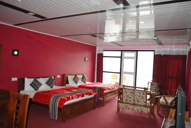 Family Tek Büyük Yataklı Oda, 2 Büyük (Queen) Boy Yatak, Dağ Manzaralı