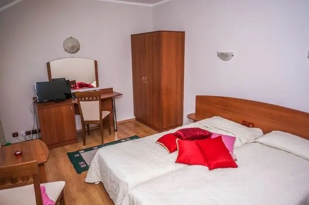Standard Tek Büyük veya İki Ayrı Yataklı Oda