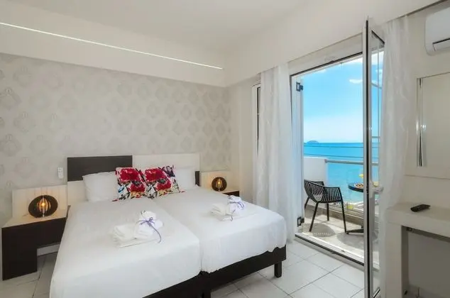 Tek Büyük Yataklı Oda, Balkon