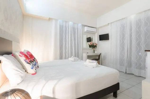 Tek Büyük Yataklı Oda, Balkon