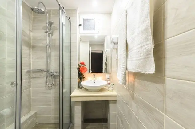 Tek Büyük Yataklı Oda, Balkon
