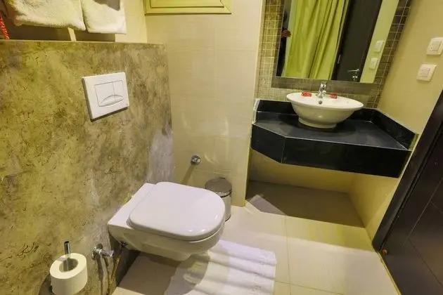 Üç Kişilik Oda
