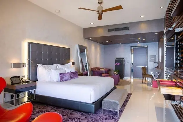 Suite South