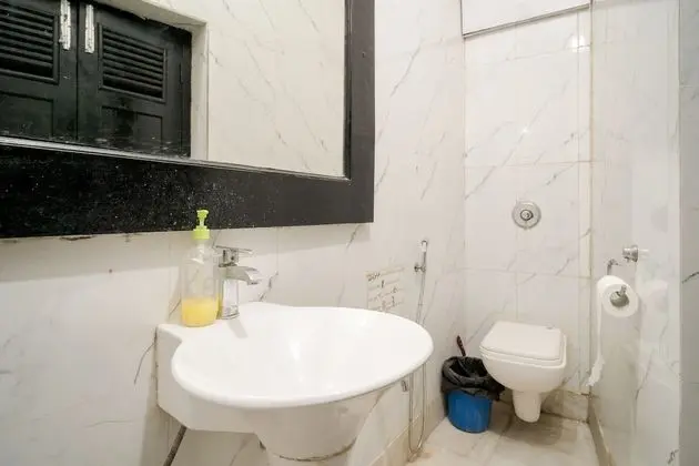6 Bed AC Female Dorm