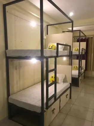 Ortak Ranzalı Oda, Sadece kadınlar için