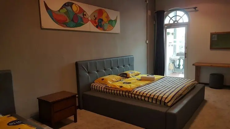 Dört Kişilik Oda, Balkon