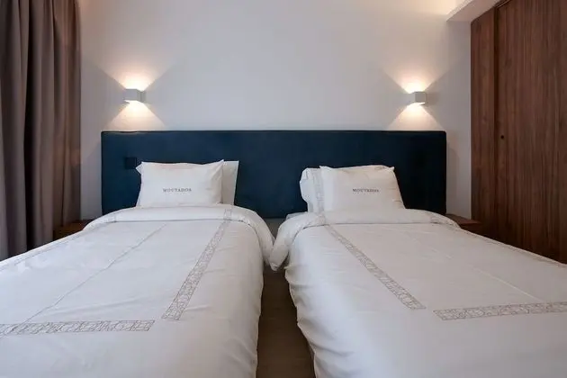 Büyük Yataklı Tek Kişilik Oda