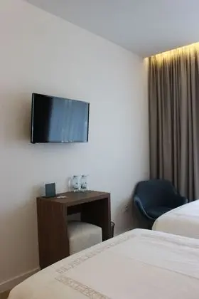 Tek Büyük veya İki Ayrı Yataklı Oda